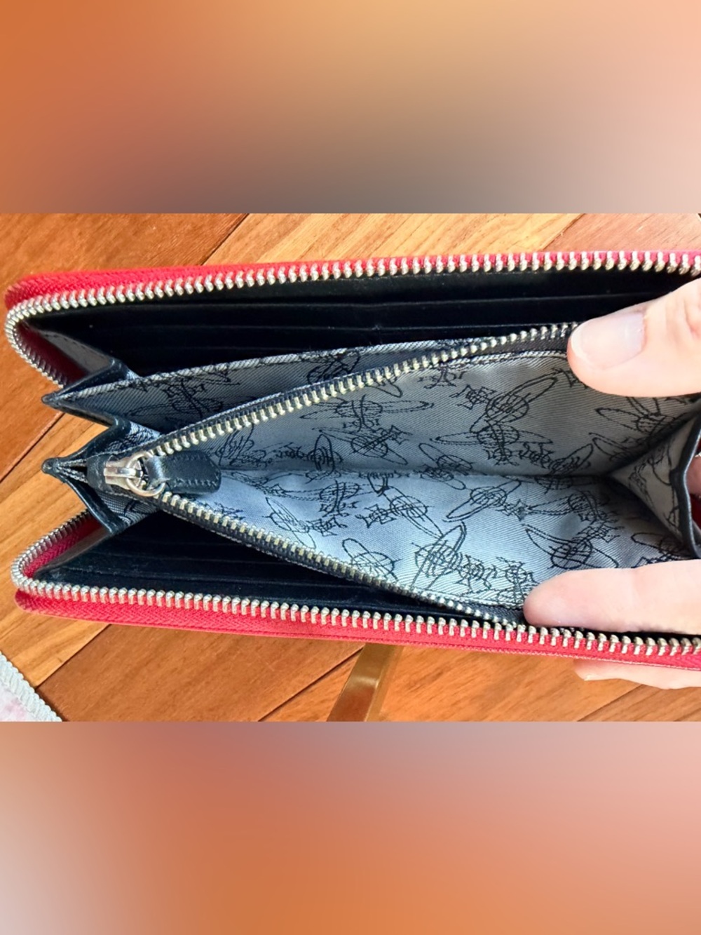 Vivienne Westwood Matilda Red Saffiano Leather zip-Around Long Wallet. EUC - Picture 14 of 16